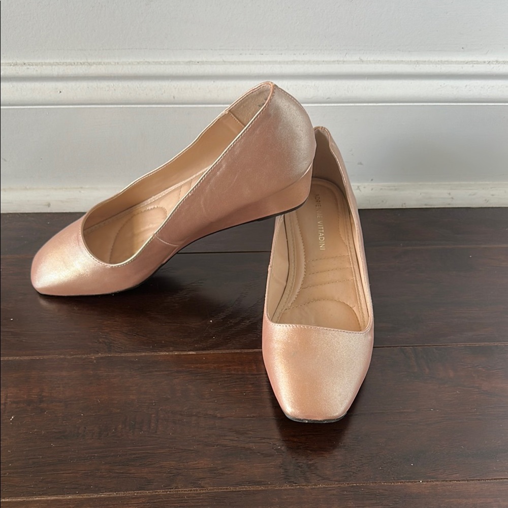 Elegant Women's Pink Wedges